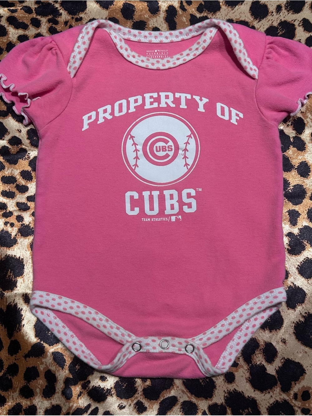 MLB Chicago Cubs Pink Baby Bodysuit with Polka Dot Trim